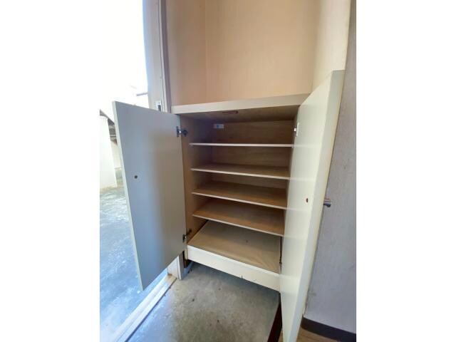 シューズボックス 川奈コーポ栄