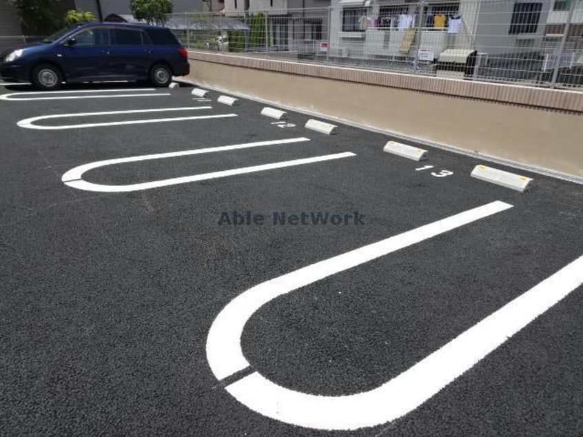 ダブルライン グランドソレイユ（根田）