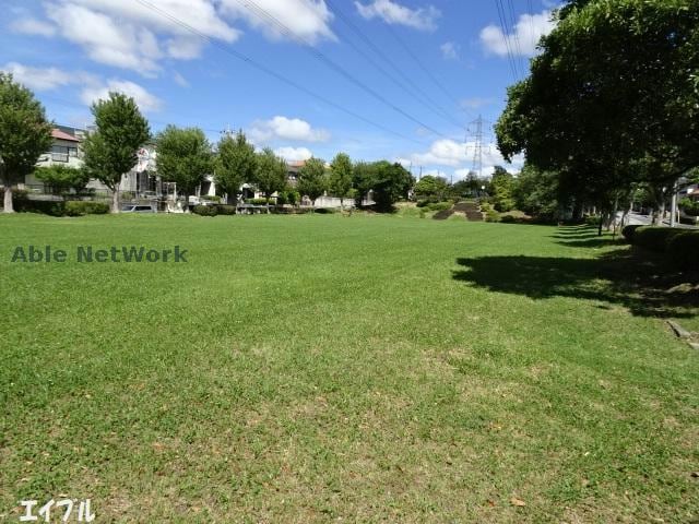 北五井緑道(公園)まで733m グランドソレイユ（根田）