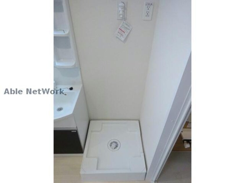  ユニヴァリィルークス