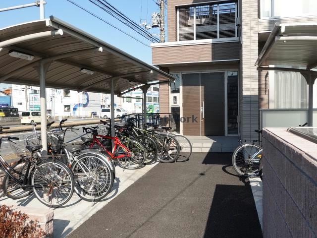 駐輪場 内房線/五井駅 徒歩7分 3階 築5年