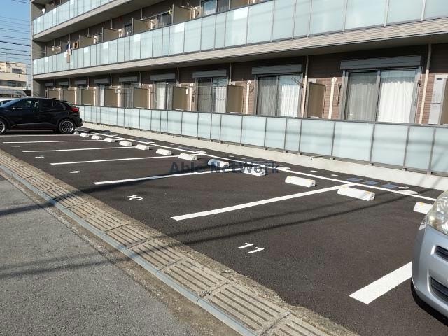 敷地内駐車場 内房線/五井駅 徒歩7分 1階 築5年