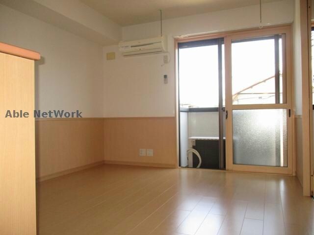  アヴァンセ八幡Ｂ