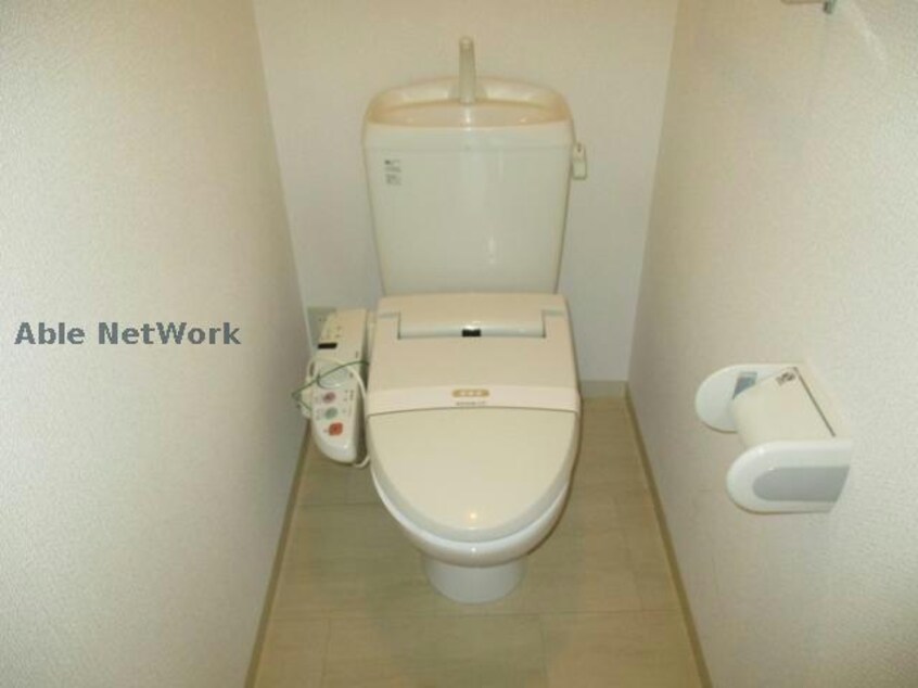  アヴァンセ八幡Ｂ