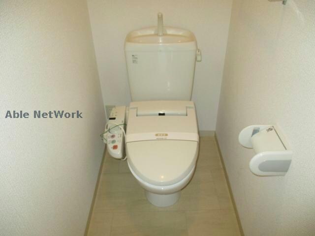  アヴァンセ八幡Ｂ