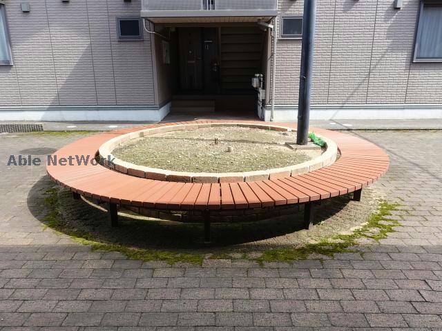  ピエルテル六番館