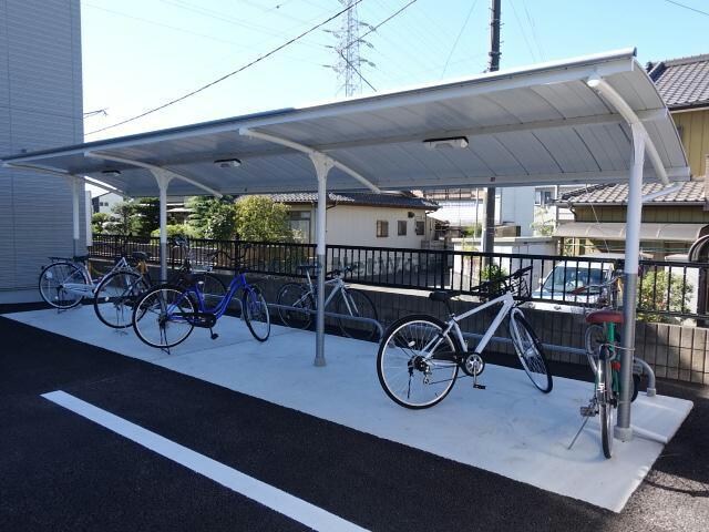 駐輪場 グランドールメゾン