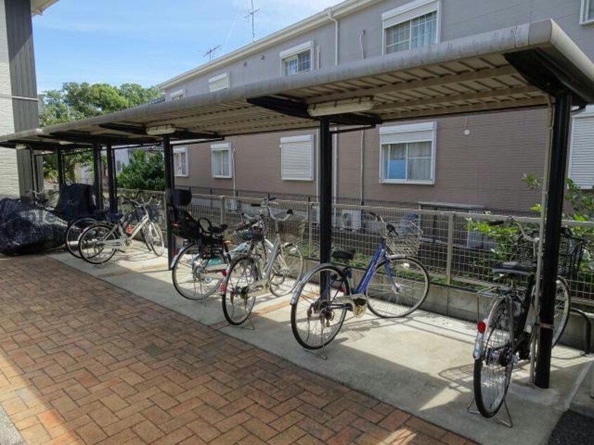 内房線/五井駅 バス9分出津下車:停歩11分 2階 築14年