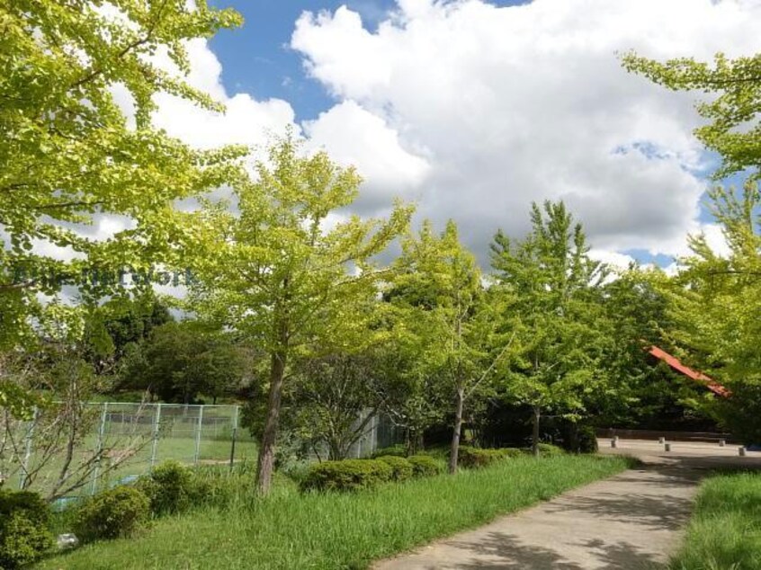 御影台公園(公園)まで129m 京成千葉線・千原線/ちはら台駅 車移動　6分3km 2階 築4年