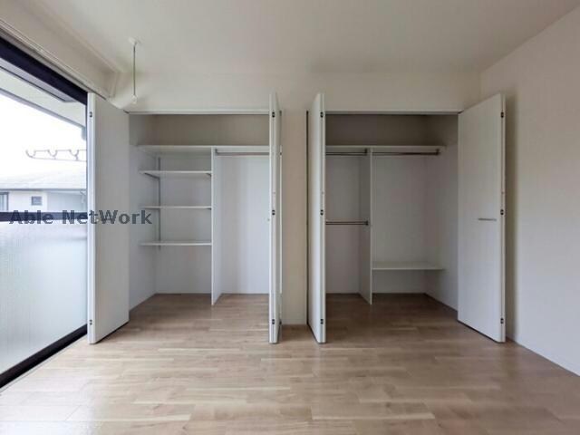  ロイヤルスクエアB