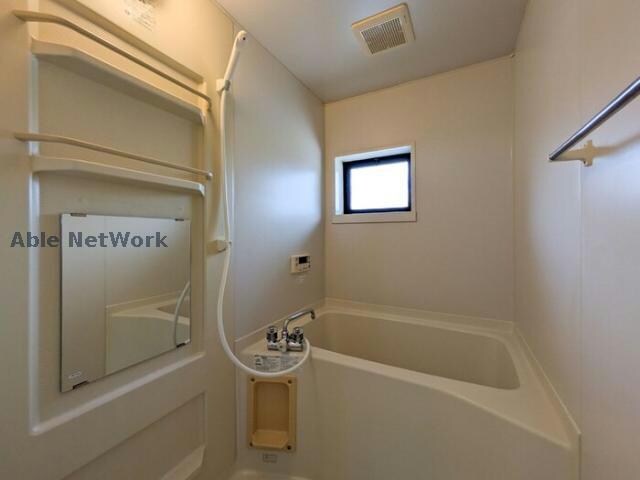  ロイヤルスクエアB