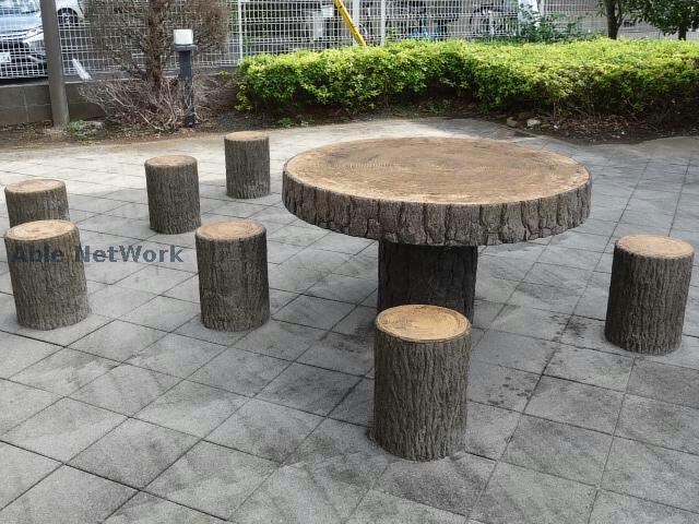  ロイヤルスクエアB