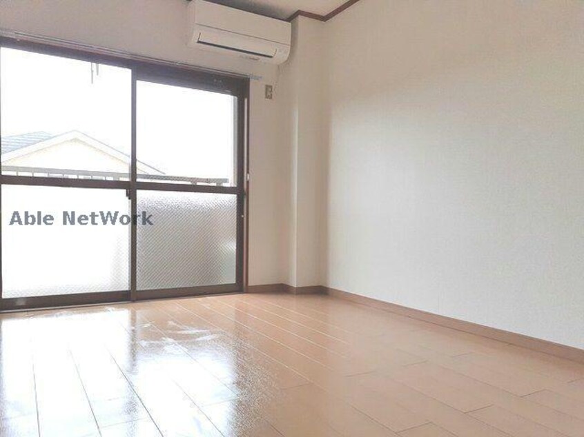  コンドミニアム