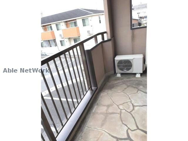  コンドミニアム