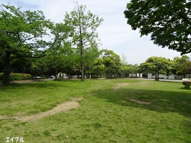 八幡公園(公園)まで1242m ユースフルハイツ