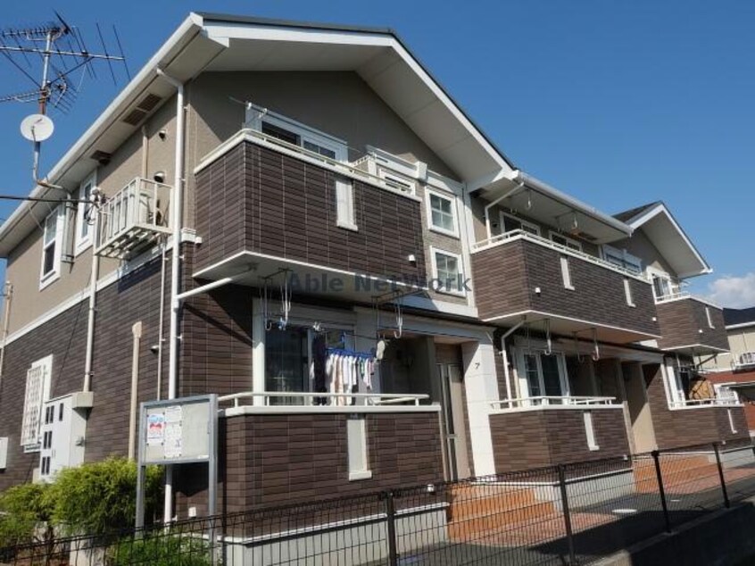  内房線/姉ケ崎駅 バス8分今津朝山公民館下車下車:停歩3分 2階 築15年
