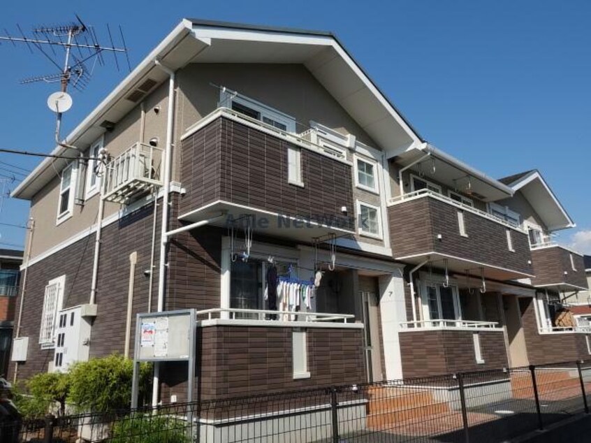  内房線/姉ケ崎駅 バス8分今津朝山公民館下車下車:停歩3分 2階 築15年