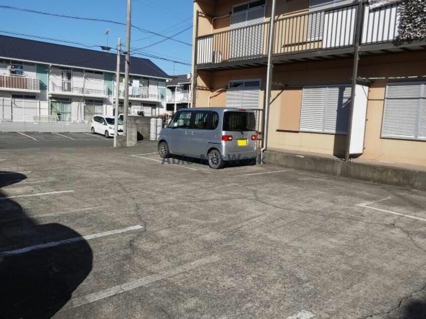  内房線/五井駅 バス5分白金三丁目バス停下車:停歩6分 1階 築40年