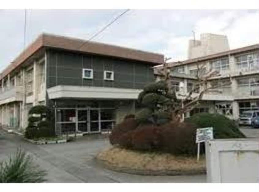 市原市立湿津小学校(小学校)まで156m プレリュード