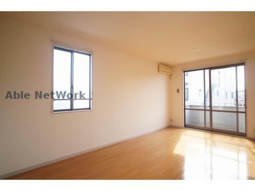  レノンパレスB（姉崎）