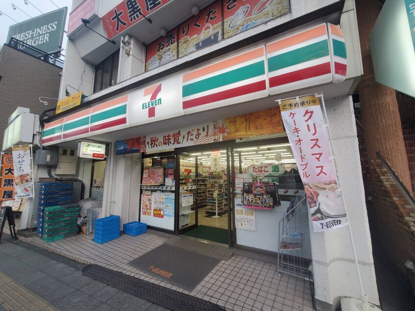 ｾﾌﾞﾝｲﾚﾌﾞﾝ 日野駅前店(コンビニ)まで227m ハイツシャルム