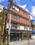 マンション中宿の外観