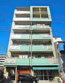 ロワーメゾン岸ノ里の外観
