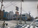 ローソン南加賀屋店(コンビニ)まで123m サワー・ドゥ住之江公園