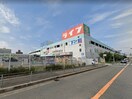 ライフ南津守店(スーパー)まで728m セラ玉出ウェスト