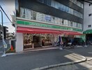 ローソンストア100住之江御崎店(コンビニ)まで394m シャトーみかげ
