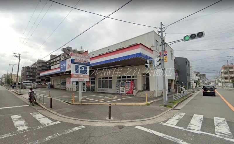 シルク御崎SD店(ドラッグストア)まで377m レオパレス住之江