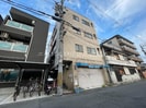 朋栄マンションの外観