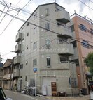 ボンジュール花やの外観