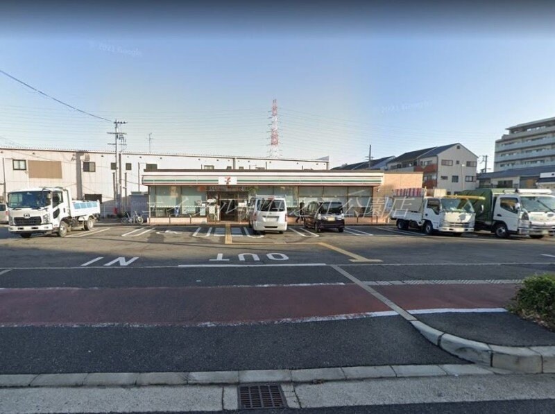 セブンイレブン大阪北島2丁目店(コンビニ)まで667m クレイノトレス