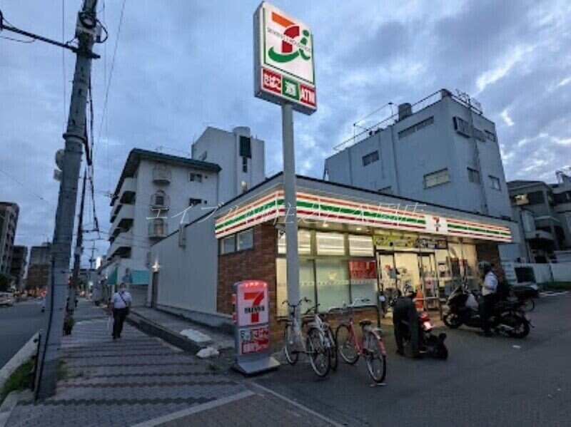 セブンイレブン大阪長居西1丁目店(コンビニ)まで323m エクセル共和