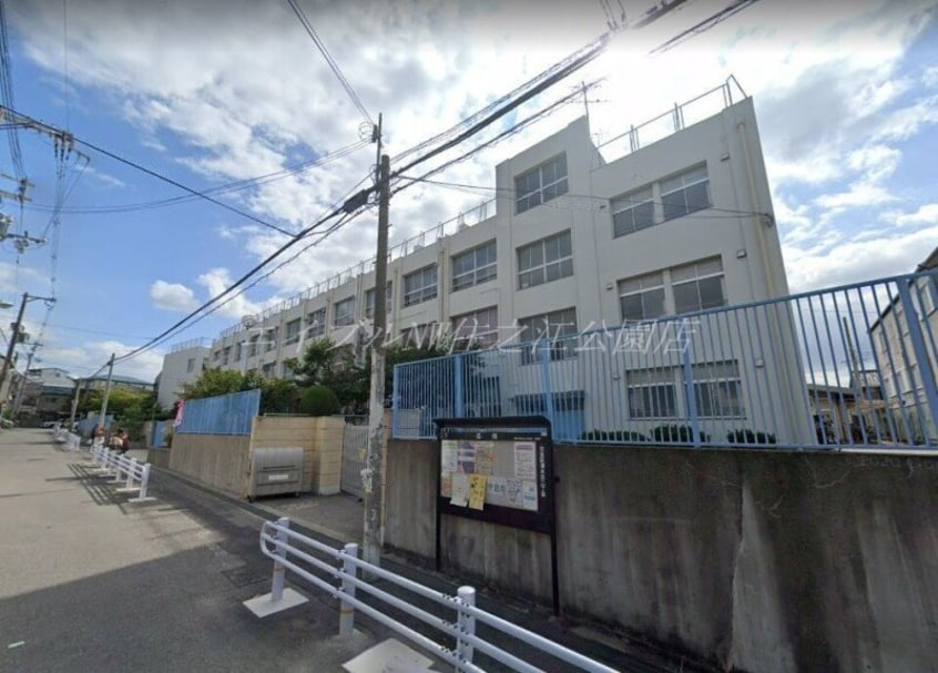 大阪市立清水丘小学校(小学校)まで491m ロフティ清水丘