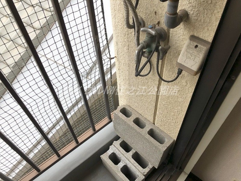洗濯機置場 サンハイツ粉浜