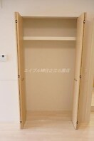 収納 エイチ・ツーオー清水丘