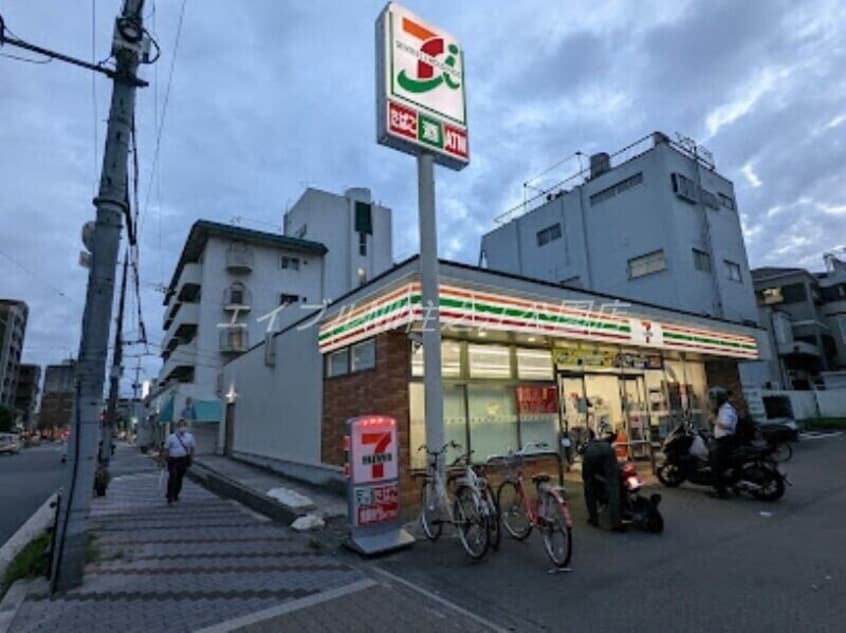 セブンイレブン大阪長居西1丁目店(コンビニ)まで378m ラプティメゾン長居
