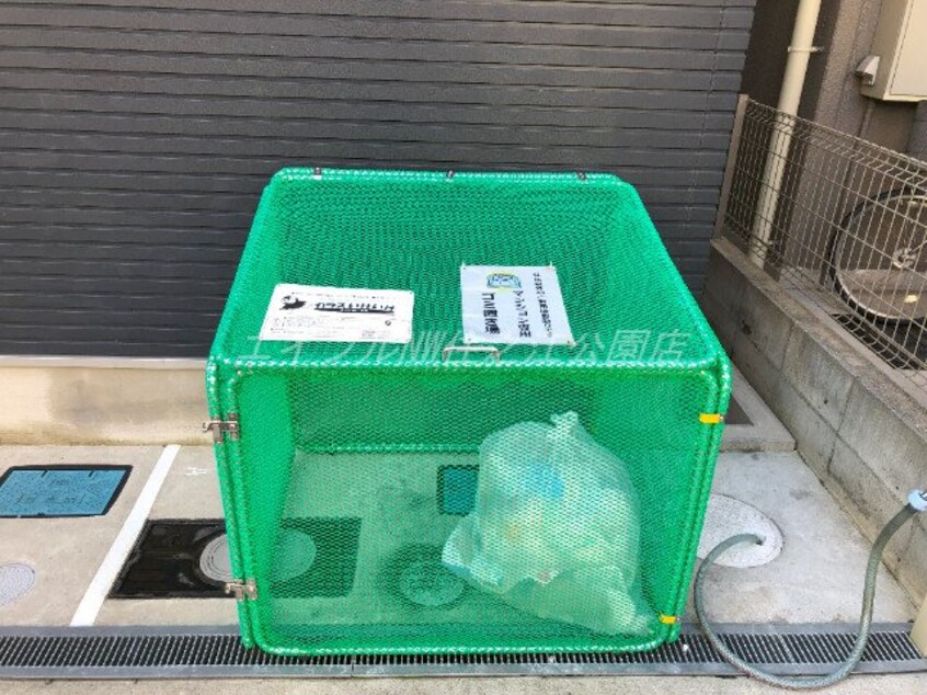  アドラブール