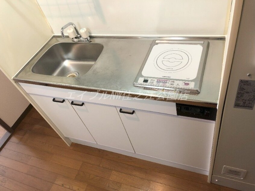 収納 コスモコート大南