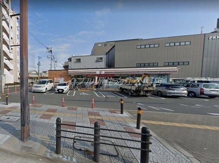 セブンイレブン大阪旭2丁目店(コンビニ)まで769m グランパシフィック花園innovation