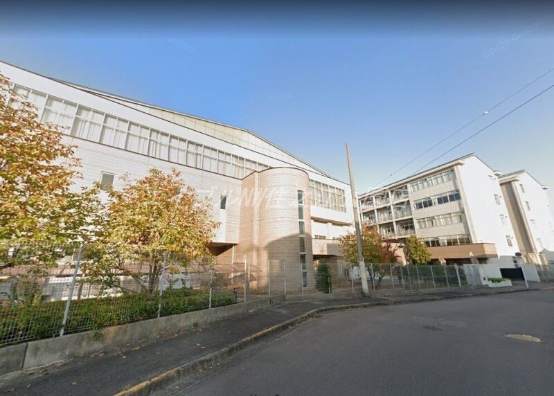 私立関西大学堺キャンパス(大学/短大/専門学校)まで2365m メゾンリファイン