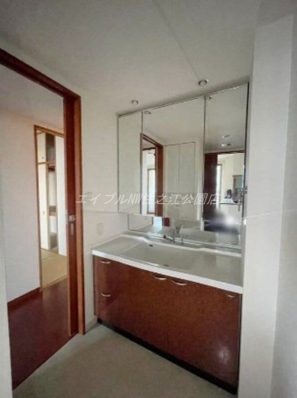  リバーガーデンコスモスクエア