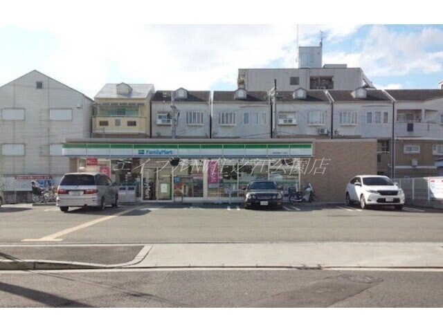 ファミリーマート住吉苅田二丁目店(コンビニ)まで468m 長居グリーンハイツ