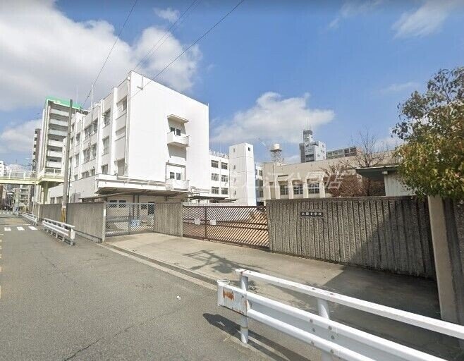 大阪市立大国小学校(小学校)まで554m グランパシフィック今宮
