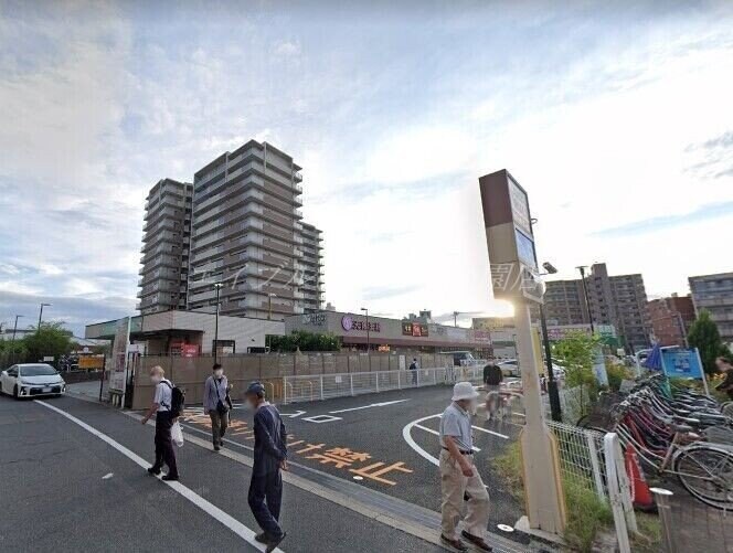 FLET’S天下茶屋店(電気量販店/ホームセンター)まで415m コーポ細川