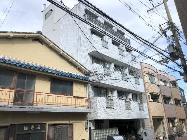  アミティ市大前