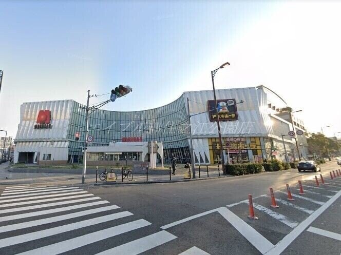 MEGAドン・キホーテ新世界店(ショッピングセンター/アウトレットモール)まで790m ナニワⅢ番館