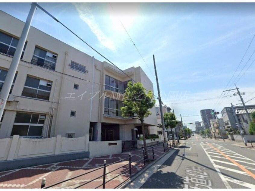 大阪市立依羅小学校(小学校)まで448m ルミエールコート住吉